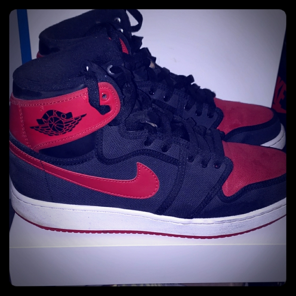Jordan 1 ajko bred size 9